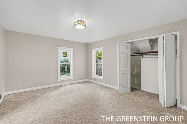 215 W Grove Street, Greenville, MI 48838