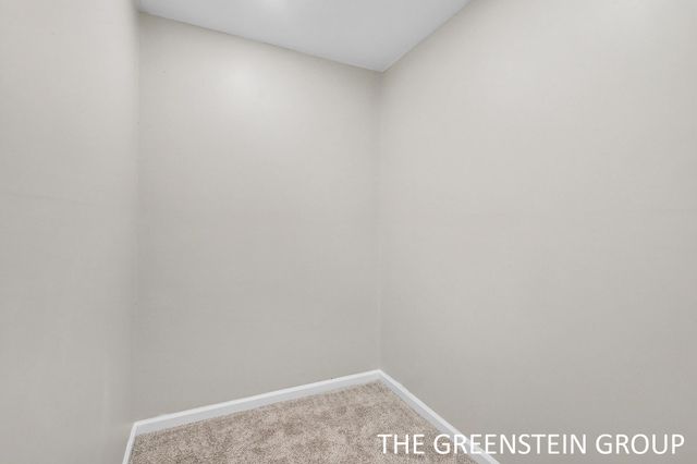 215 W Grove Street, Greenville, MI 48838
