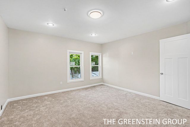 215 W Grove Street, Greenville, MI 48838