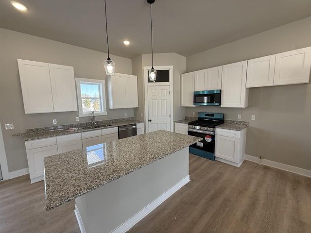 6712 Honey Bee Court, Deforest, WI 53532