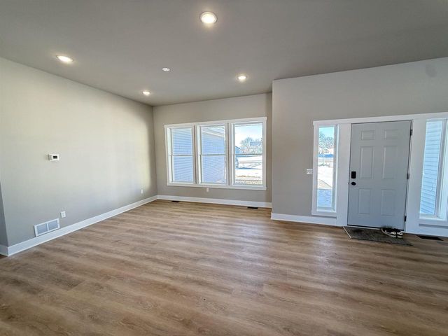 6712 Honey Bee Court, Deforest, WI 53532