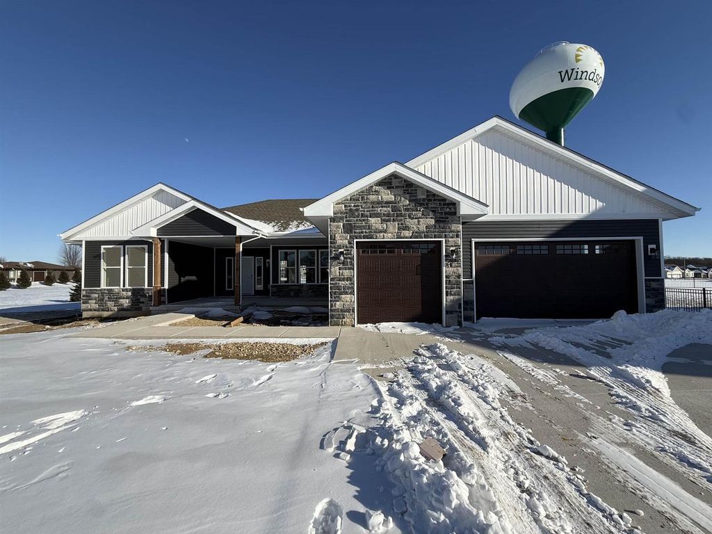 6712 Honey Bee Court, Deforest, WI 53532