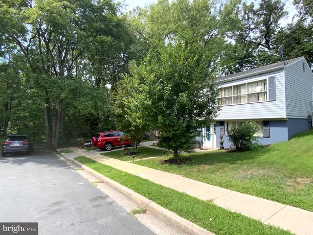 14326 BISMARK AVE, Woodbridge, VA 22193