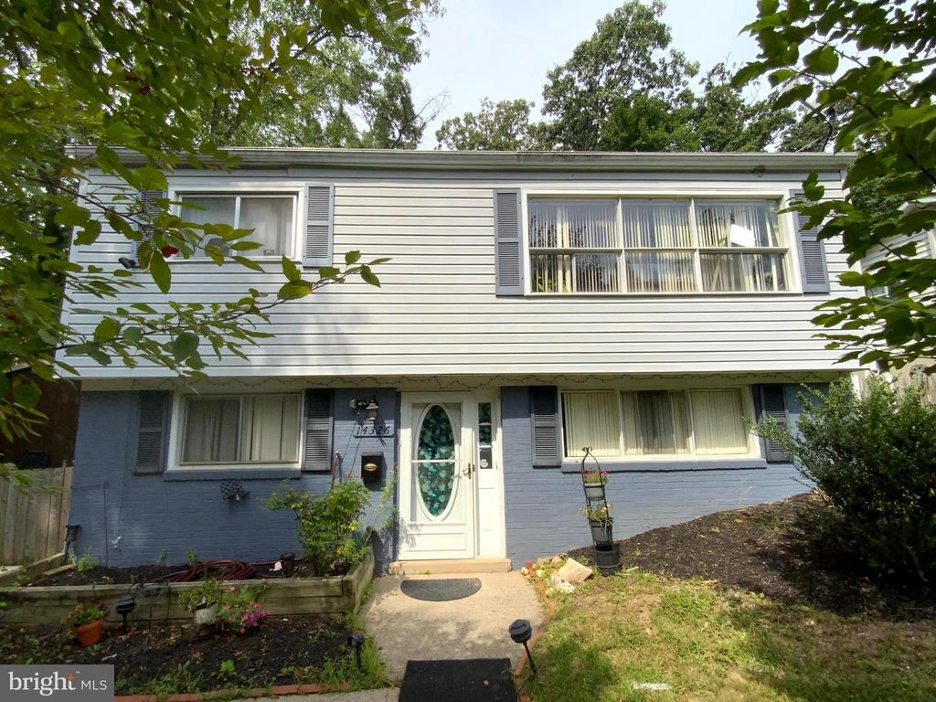 14326 BISMARK AVE, Woodbridge, VA 22193