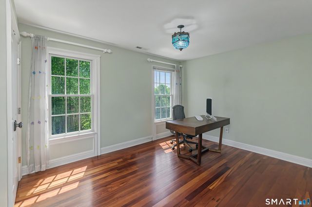 152 High Ridge Avenue, Ridgefield, CT 06877