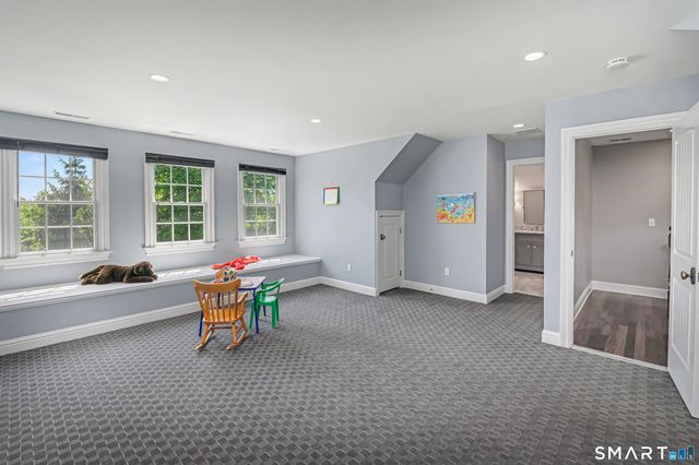 152 High Ridge Avenue, Ridgefield, CT 06877