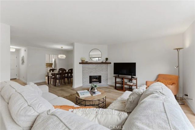 1834 11th Street 2, Santa Monica, CA 90404