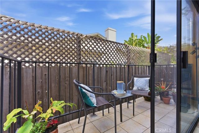 1834 11th Street 2, Santa Monica, CA 90404