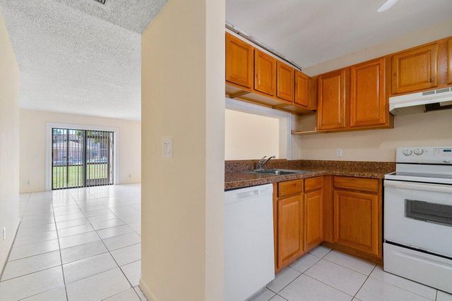 6736 Palmetto Circle S 105, Boca Raton, FL 33433