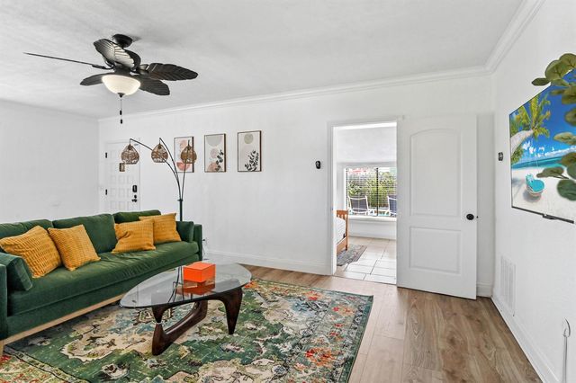 1032 W Jennings Street, Lantana, FL 33462
