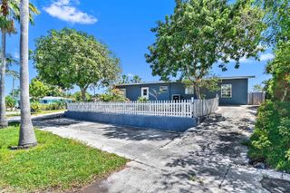 1032 W Jennings Street, Lantana, FL 33462