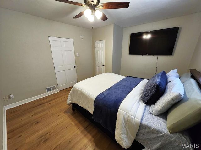 206 WESTWOOD Drive, O'fallon, IL 62269