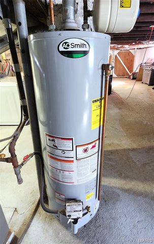 206 WESTWOOD Drive, O'fallon, IL 62269