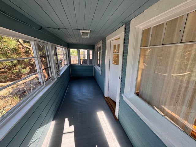 6440 Sunnymere, Oakland, CA 94605