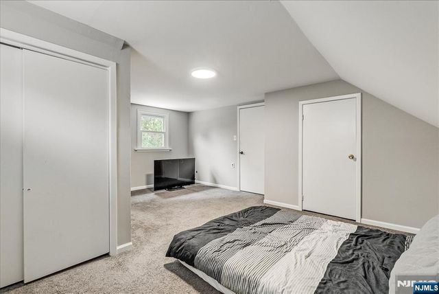 75 Fichter Street, Bloomingdale, NJ 07403