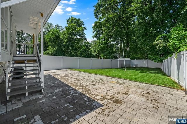 75 Fichter Street, Bloomingdale, NJ 07403