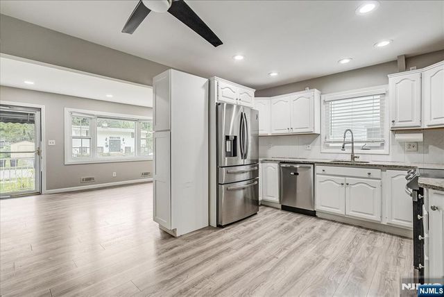 75 Fichter Street, Bloomingdale, NJ 07403