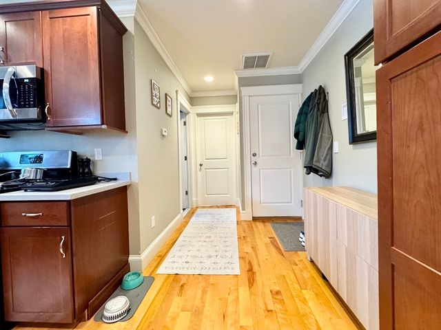 25-27 South Street 2, Boston, MA 02130