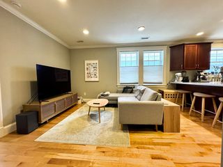 25-27 South Street 2, Boston, MA 02130