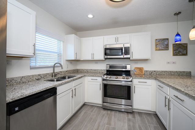 451 Sawmill Landing Dr, St Augustine, FL 32086