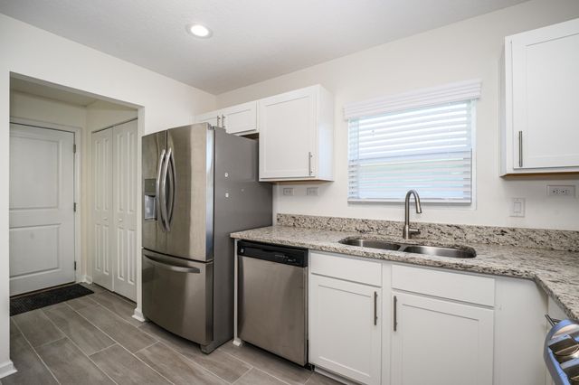 451 Sawmill Landing Dr, St Augustine, FL 32086