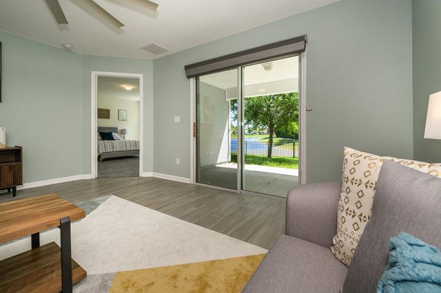 451 Sawmill Landing Dr, St Augustine, FL 32086