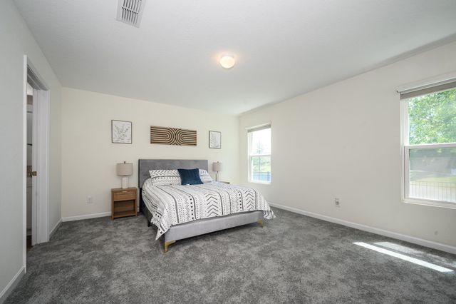 451 Sawmill Landing Dr, St Augustine, FL 32086