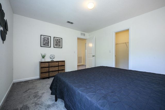 451 Sawmill Landing Dr, St Augustine, FL 32086