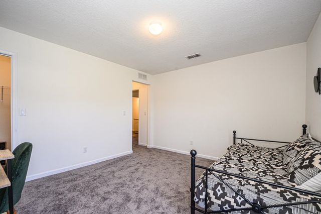 451 Sawmill Landing Dr, St Augustine, FL 32086