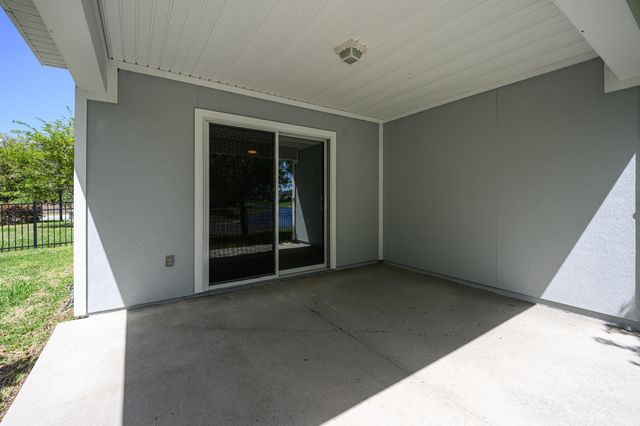 451 Sawmill Landing Dr, St Augustine, FL 32086