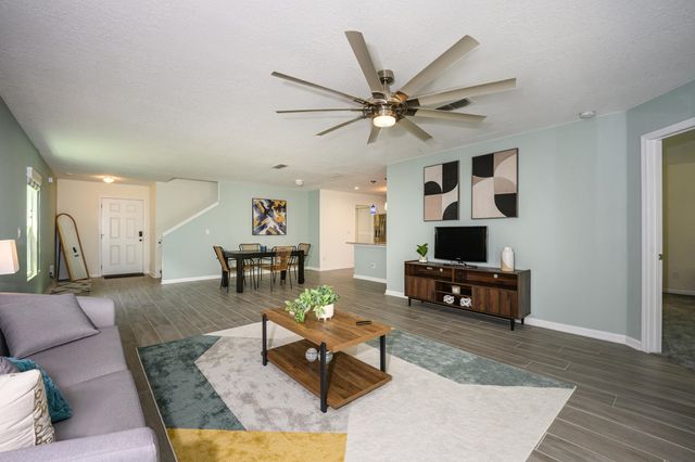 451 Sawmill Landing Dr, St Augustine, FL 32086