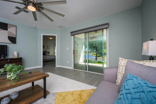 451 Sawmill Landing Dr, St Augustine, FL 32086