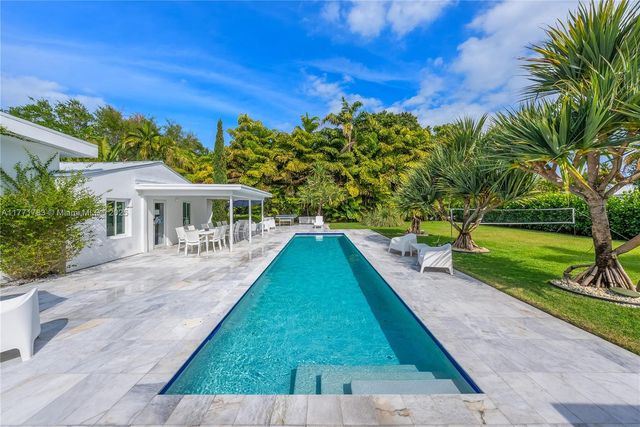 9007 NE 10th Ave, Miami, FL 33138
