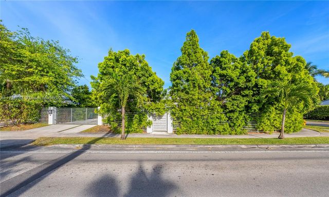 9007 NE 10th Ave, Miami, FL 33138