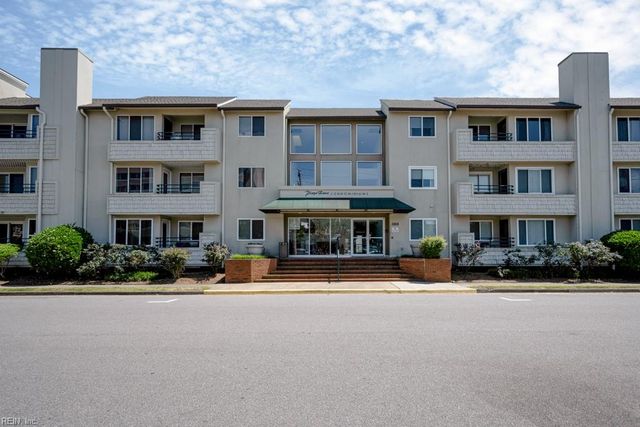 304 28th St Unit 110, Virginia Beach, VA 23451