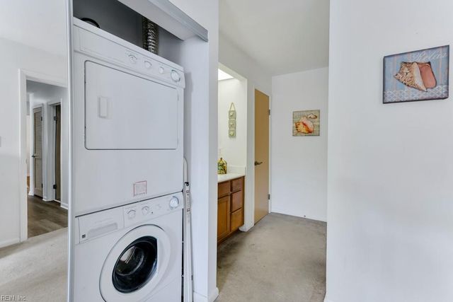 304 28th St Unit 110, Virginia Beach, VA 23451