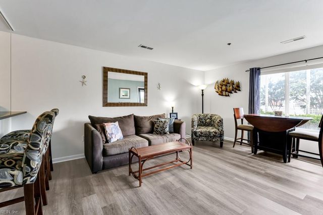 304 28th St Unit 110, Virginia Beach, VA 23451