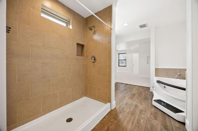 3415 Southmore Boulevard, Houston, TX 77004