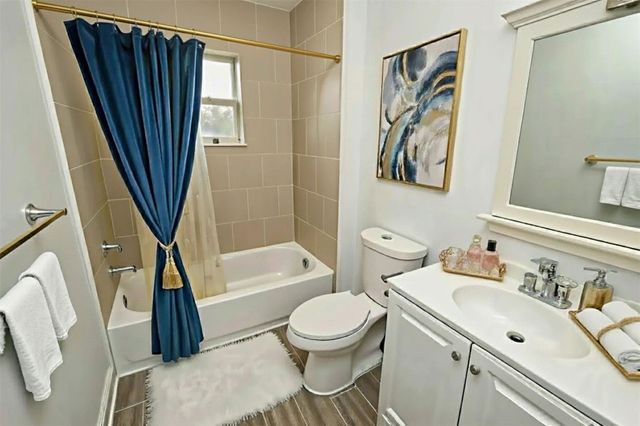 3415 Southmore Boulevard, Houston, TX 77004
