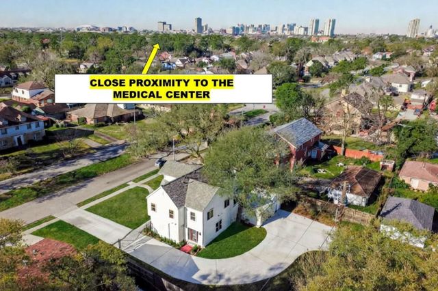 3415 Southmore Boulevard, Houston, TX 77004