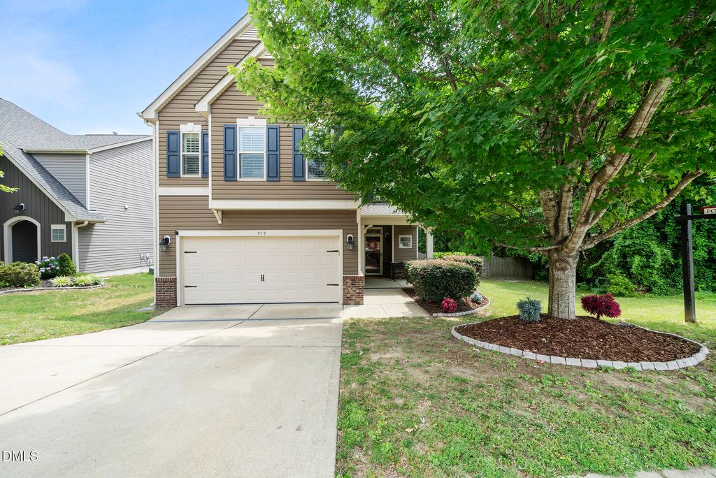 919 Award Street, Fuquay Varina, NC 27526