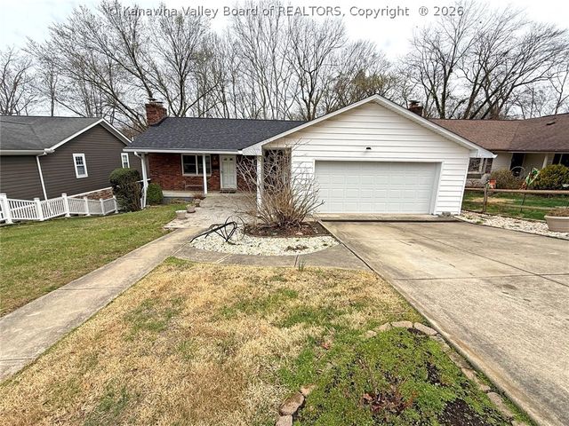 1107 E Village Drive, South Charleston, WV 25309