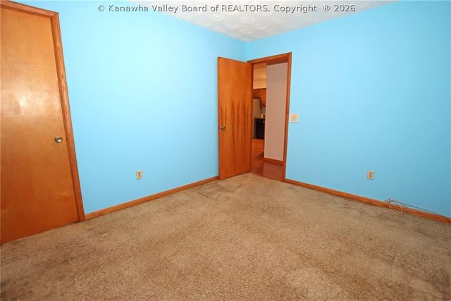 1107 E Village Drive, South Charleston, WV 25309