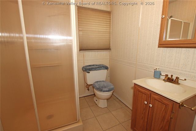 1107 E Village Drive, South Charleston, WV 25309