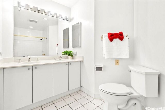 725 Kapiolani Boulevard 1802, Honolulu, HI 96813