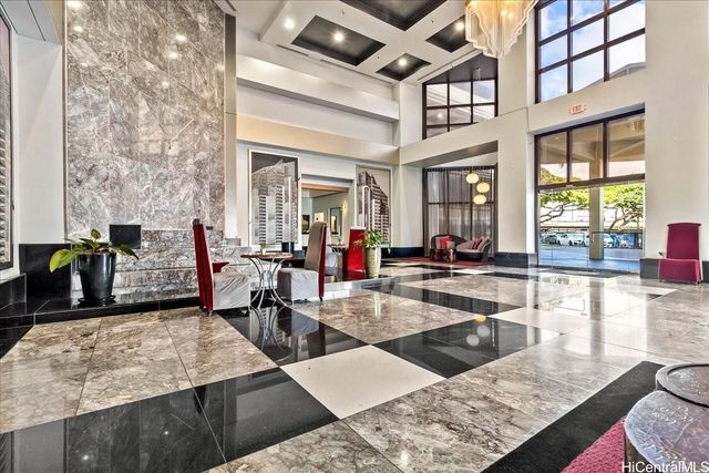 725 Kapiolani Boulevard 1802, Honolulu, HI 96813