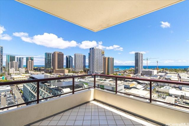 725 Kapiolani Boulevard 1802, Honolulu, HI 96813