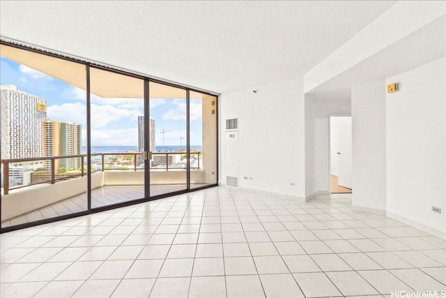 725 Kapiolani Boulevard 1802, Honolulu, HI 96813