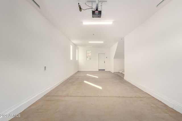 1677 E CHELSEA Lane, Gilbert, AZ 85295