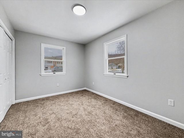 207 STEVES LN, Elizabethville, PA 17023